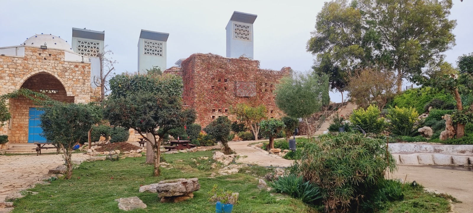 WhatsApp Image 2025-11-12 at 10.53.02 (2)